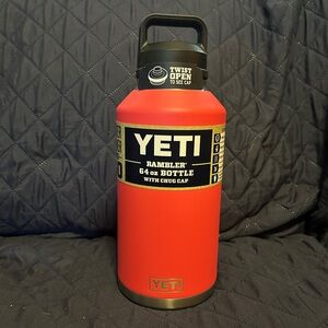 NWT Yeti Rambler 64 oz Bottle, Bimini Pink